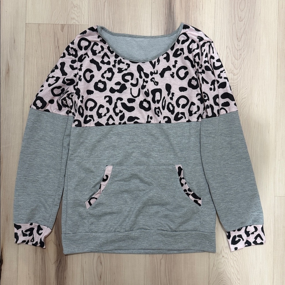 Pink leopard grey top